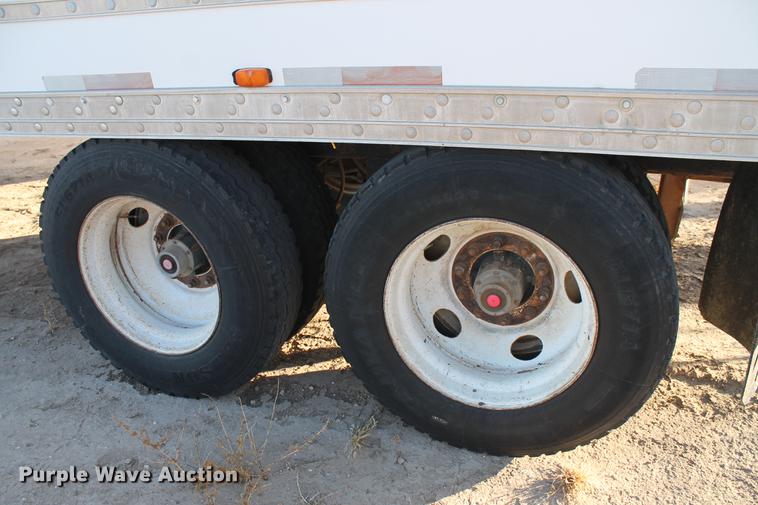 image for item BJ9848 2007 Aeroswint live bottom silage trailer