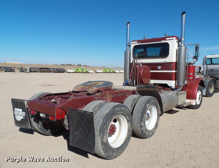 image for item BJ9849 1996 Peterbilt 379 semi truck