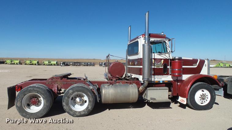 image for item BJ9849 1996 Peterbilt 379 semi truck