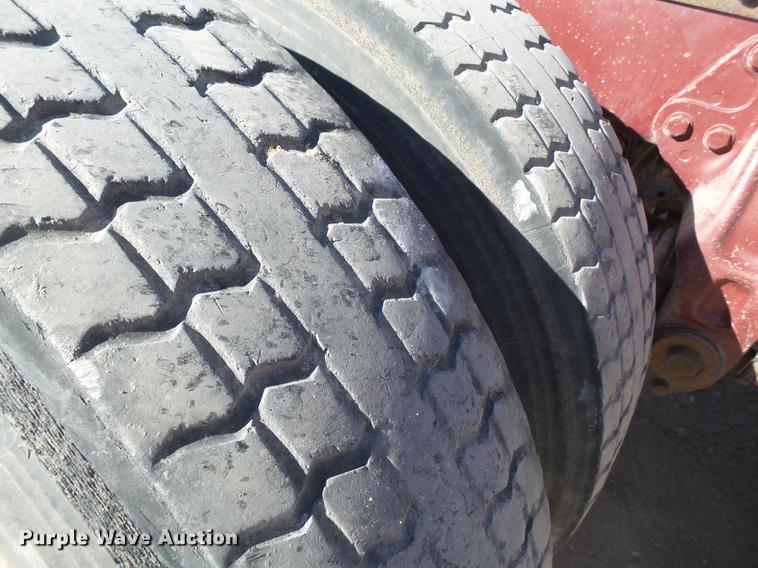 image for item BJ9849 1996 Peterbilt 379 semi truck