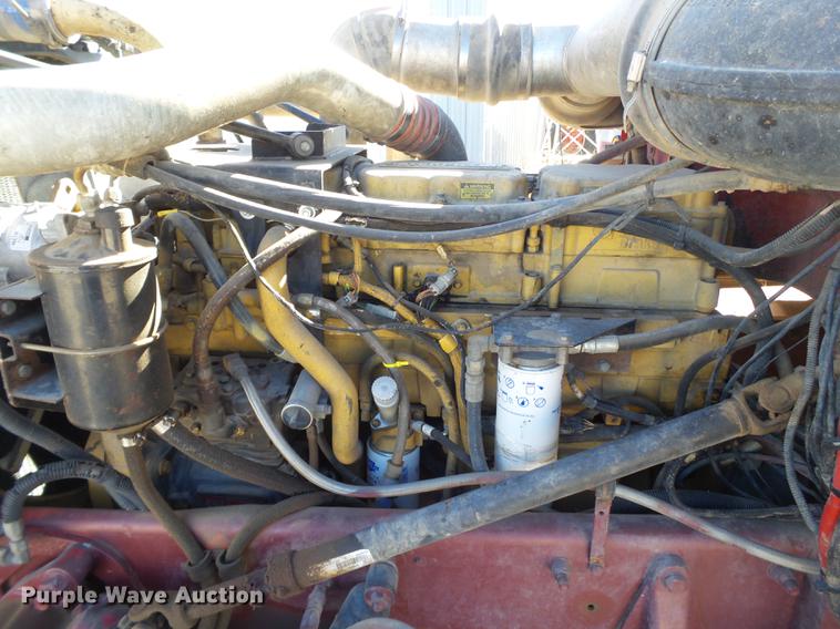 image for item BJ9849 1996 Peterbilt 379 semi truck