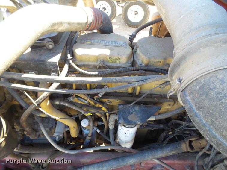 image for item BJ9849 1996 Peterbilt 379 semi truck