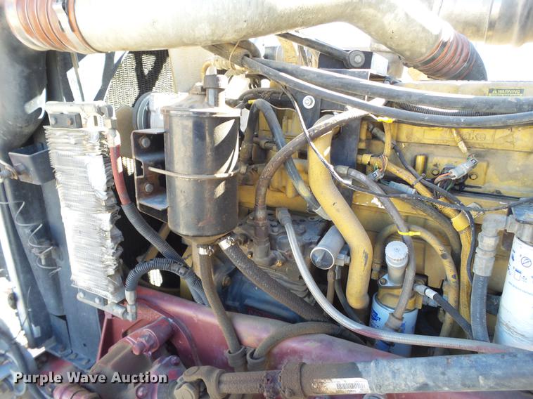 image for item BJ9849 1996 Peterbilt 379 semi truck