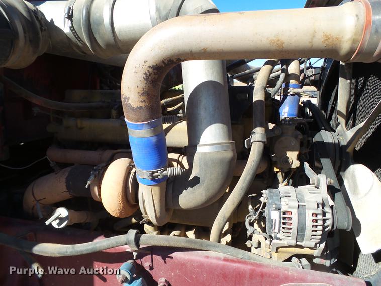 image for item BJ9849 1996 Peterbilt 379 semi truck