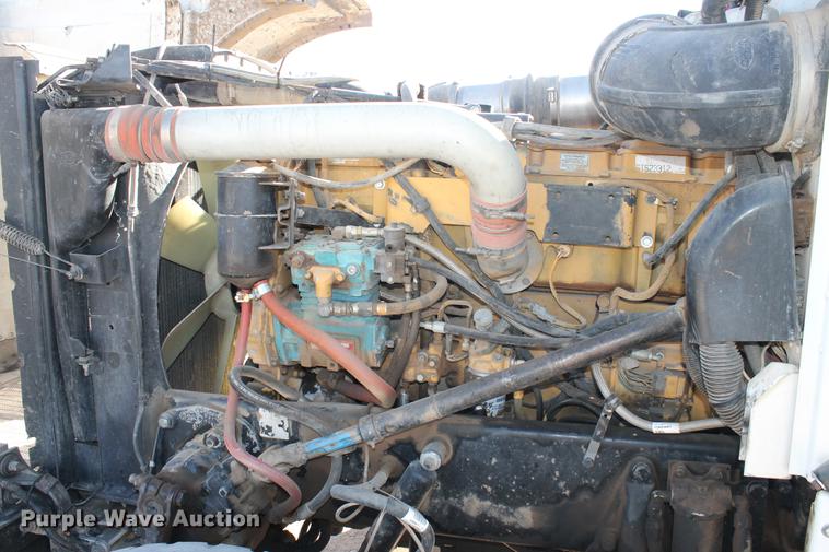 image for item EI9506 1998 Peterbilt 378 semi truck