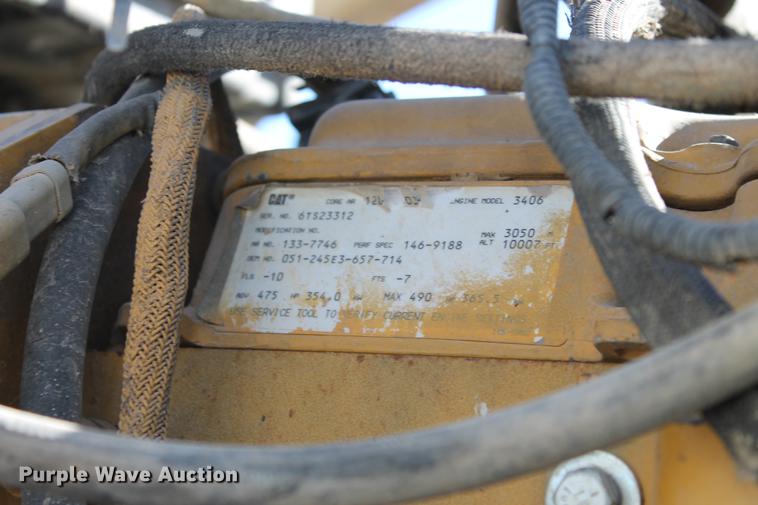 image for item EI9506 1998 Peterbilt 378 semi truck