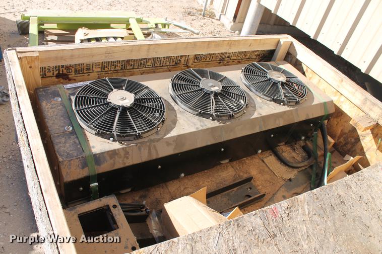 image for item EI9512 Oil cooler