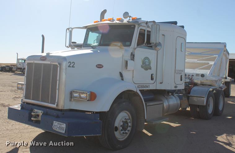 image for item EI9515 2006 Peterbilt 378 semi truck