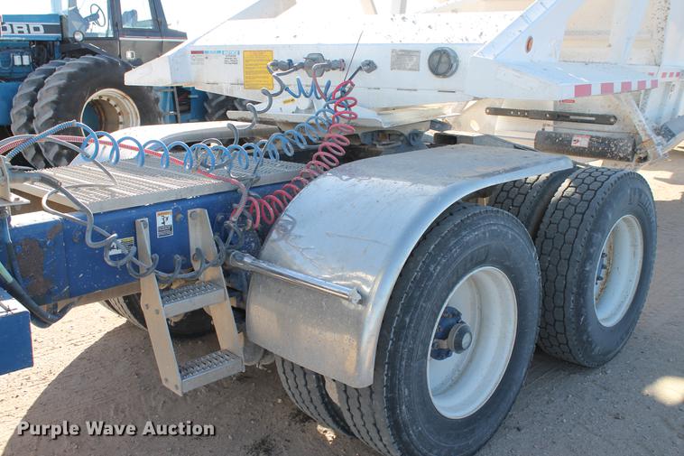 image for item EI9515 2006 Peterbilt 378 semi truck