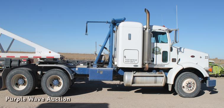 image for item EI9515 2006 Peterbilt 378 semi truck