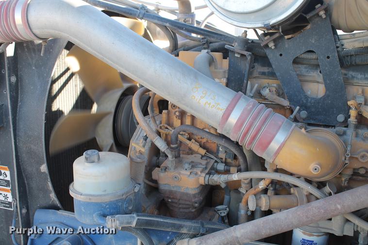 image for item EI9515 2006 Peterbilt 378 semi truck