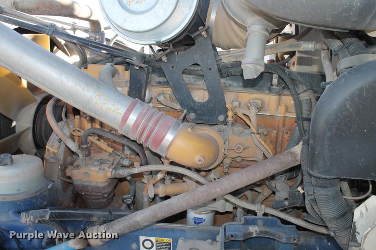 image for item EI9515 2006 Peterbilt 378 semi truck
