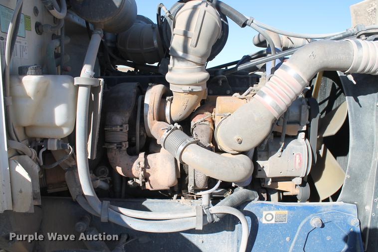 image for item EI9515 2006 Peterbilt 378 semi truck