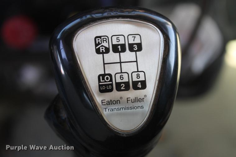 image for item EI9515 2006 Peterbilt 378 semi truck