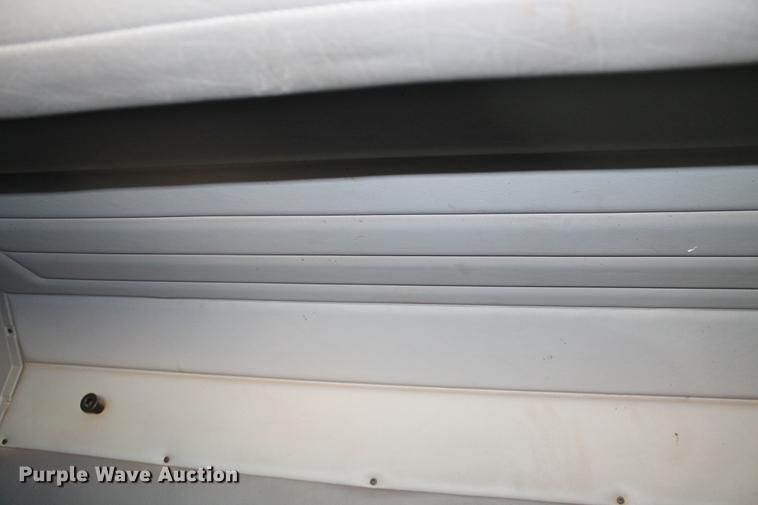 image for item EI9515 2006 Peterbilt 378 semi truck