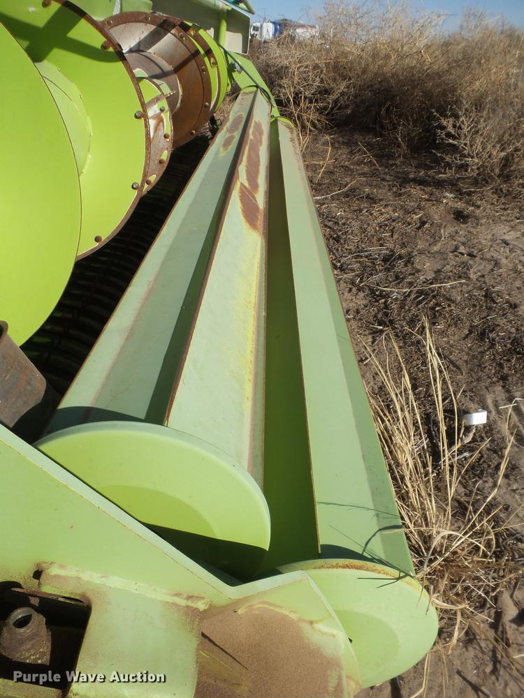 image for item EN9524 Claas 380 pickup head