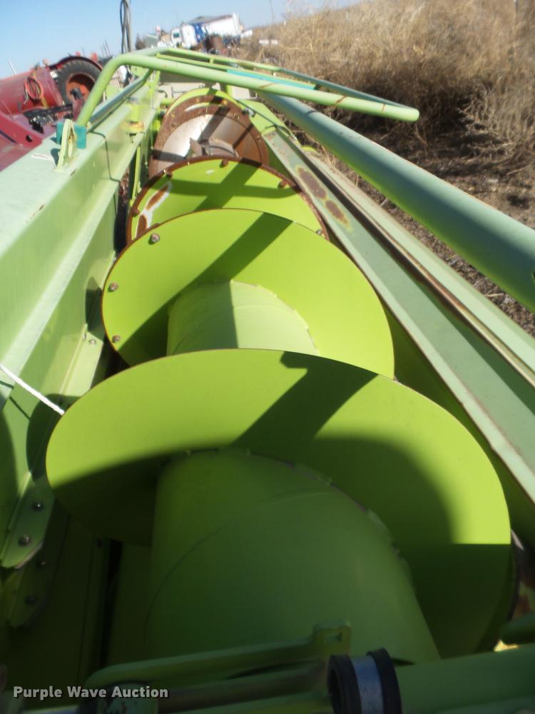 image for item EN9524 Claas 380 pickup head