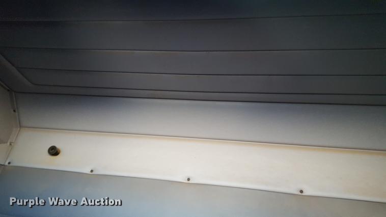 image for item EN9527 2007 Peterbilt 378 semi truck