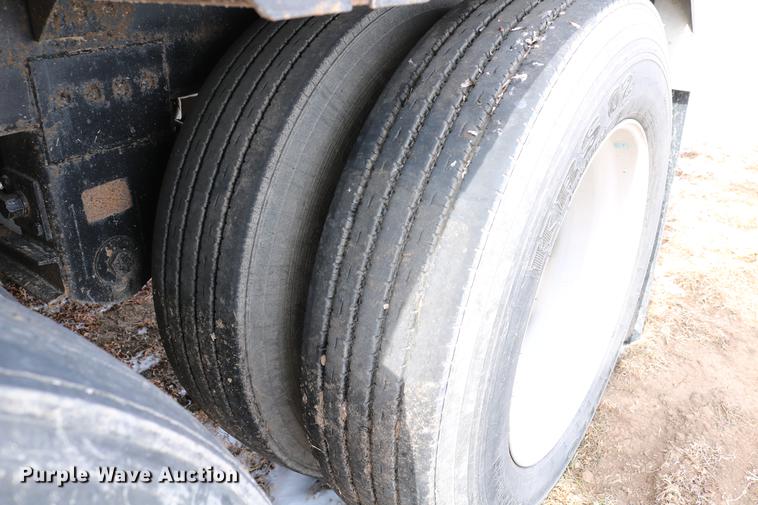 image for item DB6594 2011 Timpte Super Hopper double hopper bottom grain trailer