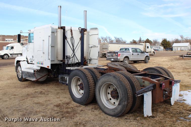 image for item DB6607 1994 Freightliner FLD120 semi truck
