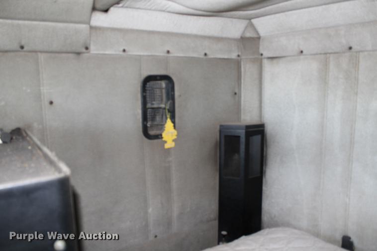 image for item DB6607 1994 Freightliner FLD120 semi truck