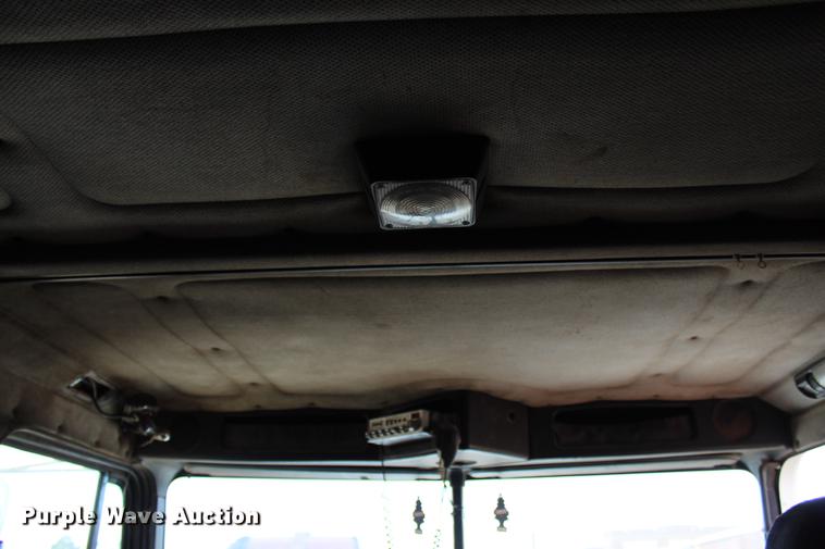 image for item DB6607 1994 Freightliner FLD120 semi truck