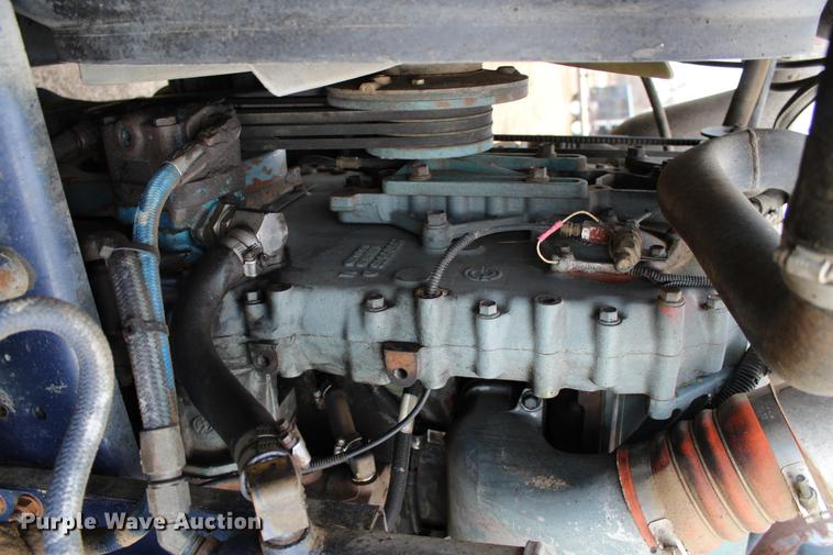 image for item DB6607 1994 Freightliner FLD120 semi truck