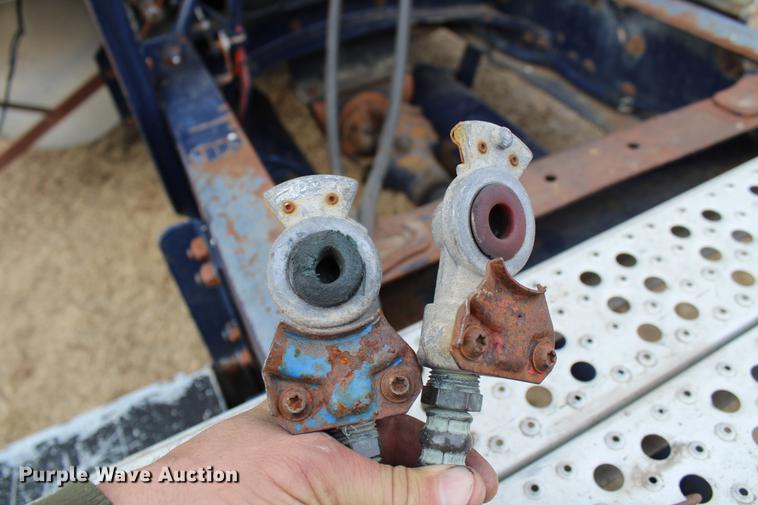 image for item DB6607 1994 Freightliner FLD120 semi truck