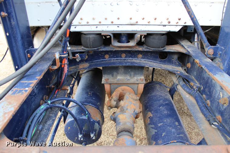 image for item DB6607 1994 Freightliner FLD120 semi truck