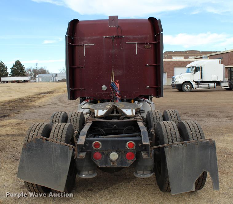 image for item DB6608 2001 Freightliner ST120 semi truck