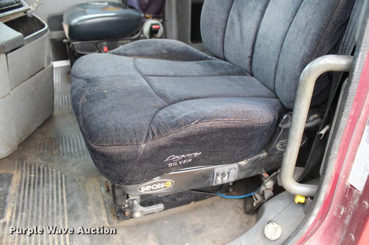 image for item DB6608 2001 Freightliner ST120 semi truck