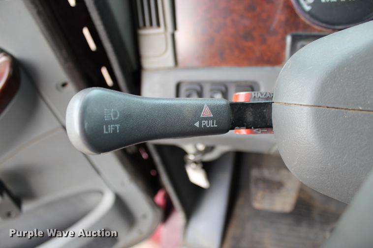 image for item DB6608 2001 Freightliner ST120 semi truck