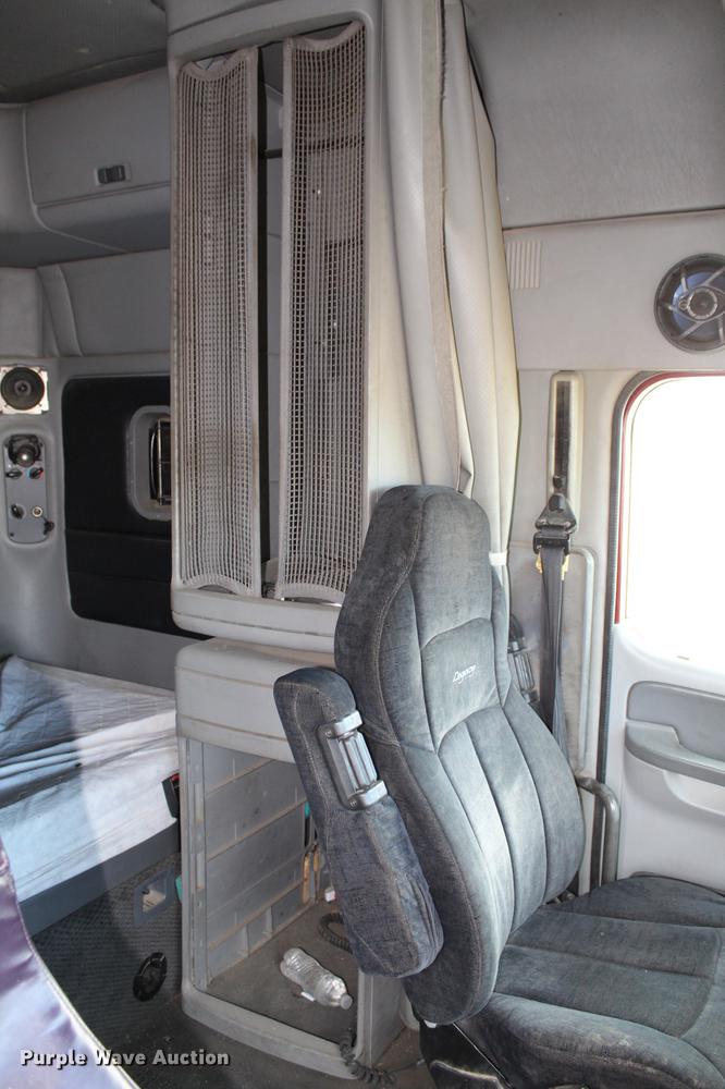 image for item DB6608 2001 Freightliner ST120 semi truck