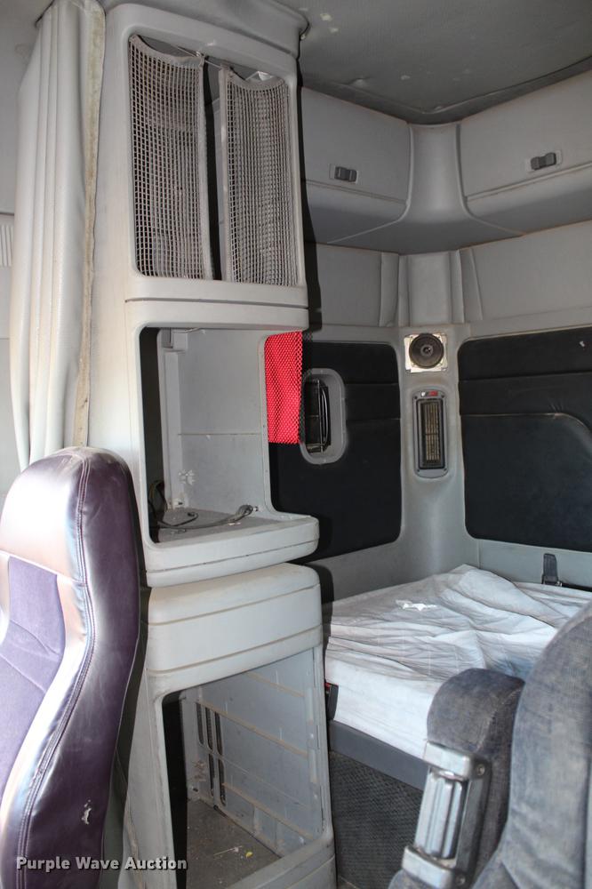 image for item DB6608 2001 Freightliner ST120 semi truck