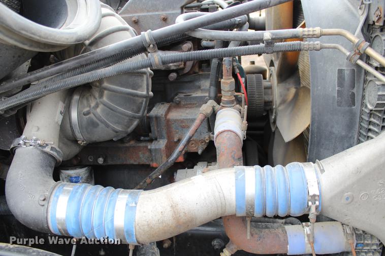 image for item DB6608 2001 Freightliner ST120 semi truck