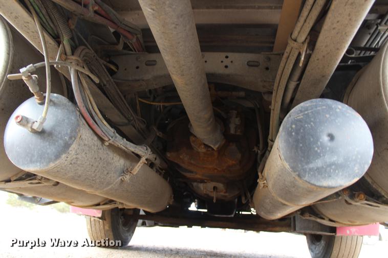 image for item DB6608 2001 Freightliner ST120 semi truck