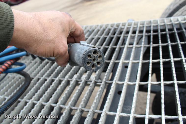 image for item DB6608 2001 Freightliner ST120 semi truck