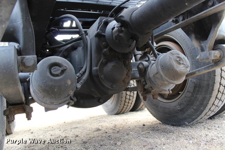 image for item DB6608 2001 Freightliner ST120 semi truck