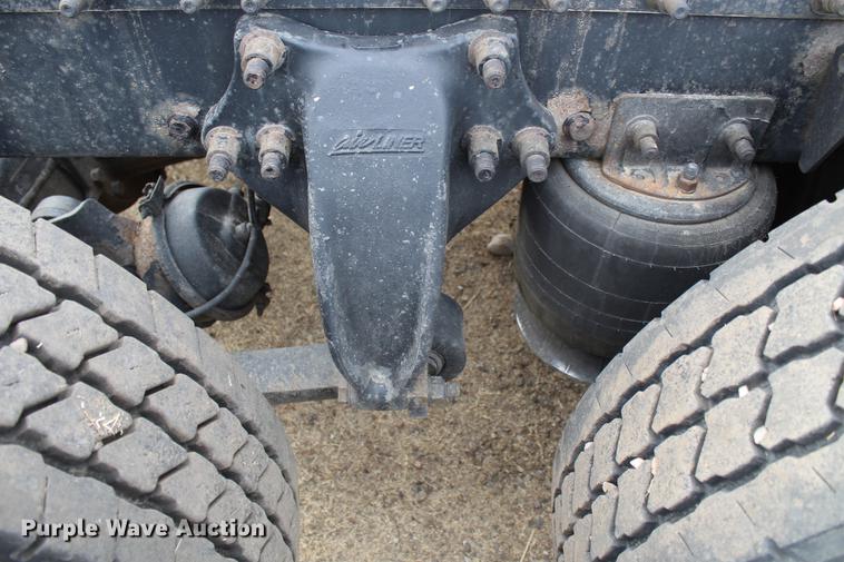 image for item DB6608 2001 Freightliner ST120 semi truck