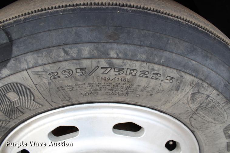 image for item DB6608 2001 Freightliner ST120 semi truck