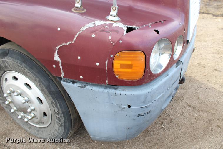 image for item DB6608 2001 Freightliner ST120 semi truck