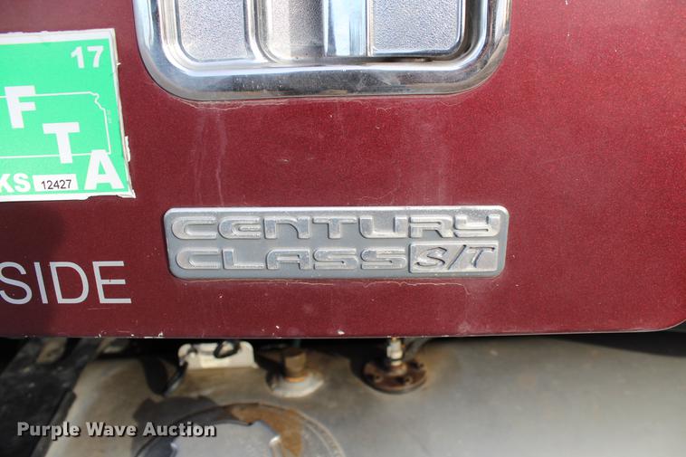 image for item DB6608 2001 Freightliner ST120 semi truck