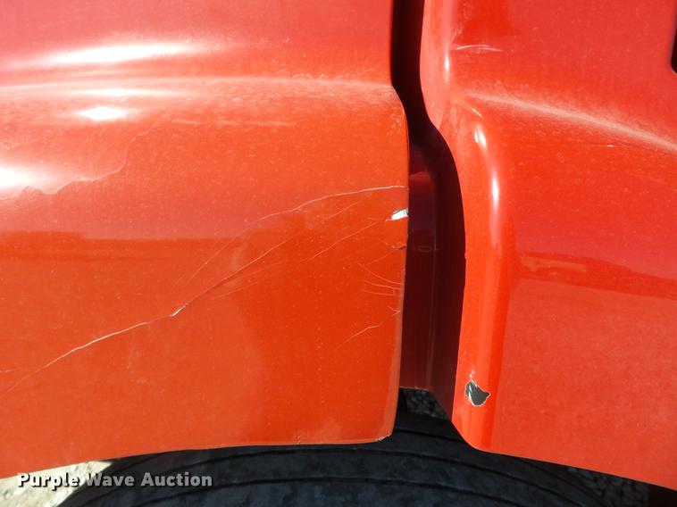 image for item DB7231 2006 Volvo VNM semi truck