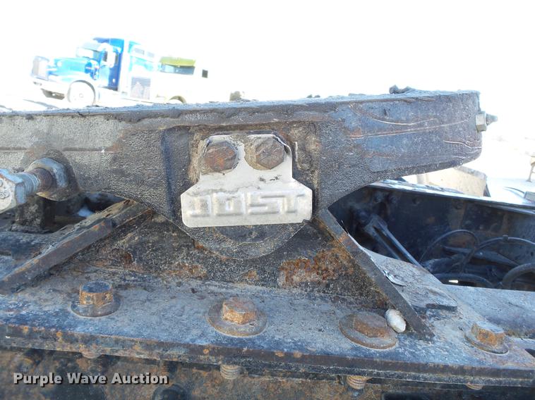 image for item DB7231 2006 Volvo VNM semi truck