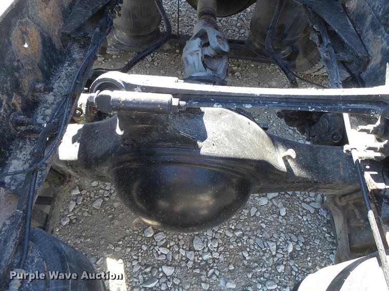 image for item DB7231 2006 Volvo VNM semi truck