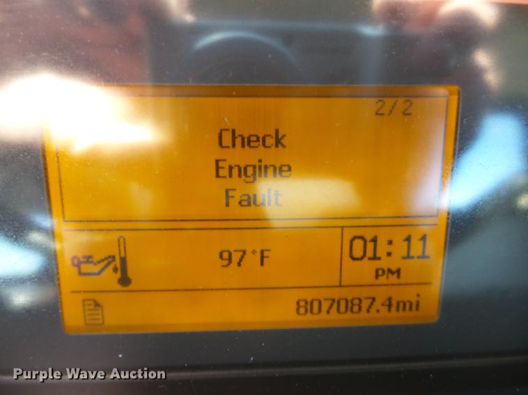 image for item DB7231 2006 Volvo VNM semi truck