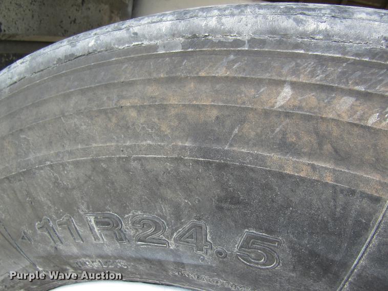 image for item DB9770 1995 Timpte double hopper bottom grain trailer