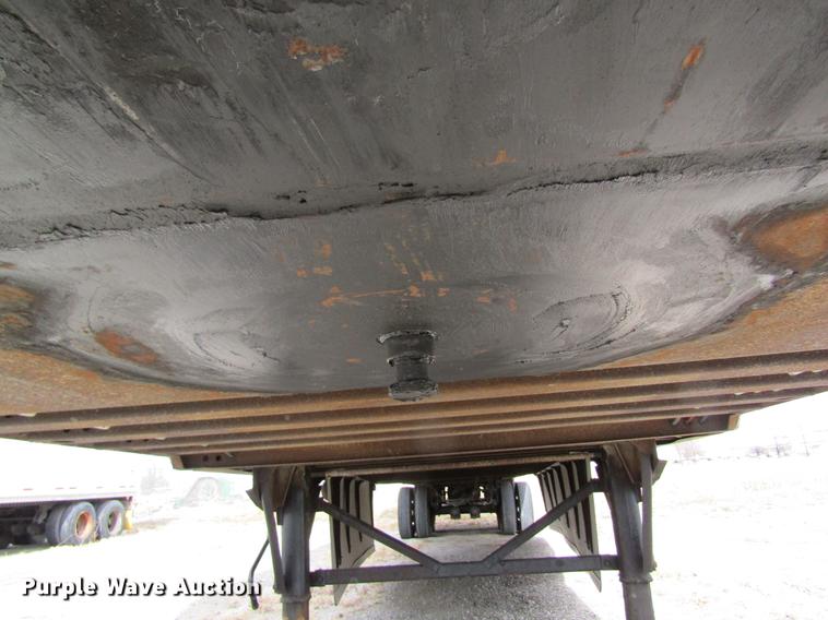 image for item DB9772 2001 Wabash dry van trailer