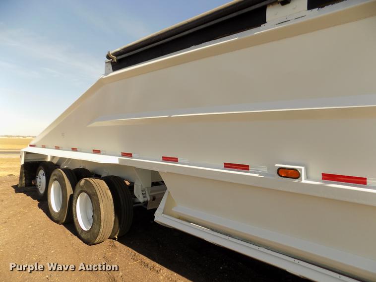 image for item DD2908 1999 Road Master G440 bottom dump trailer