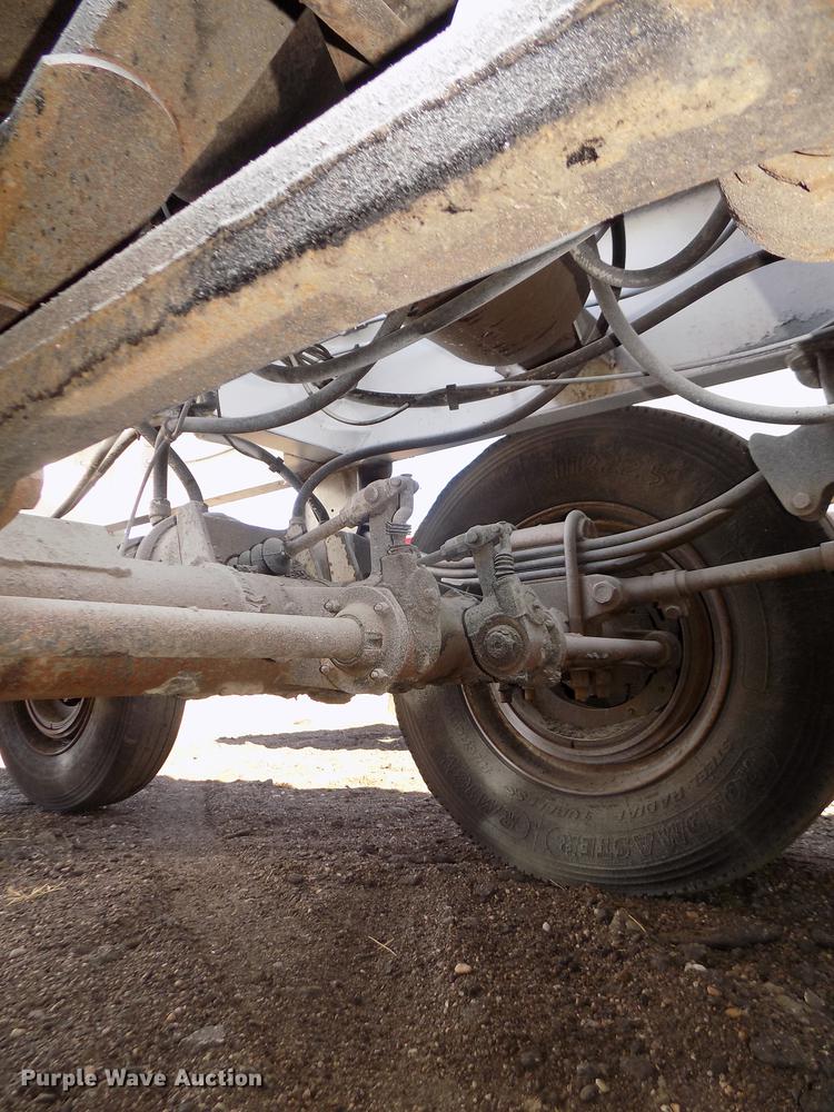 image for item DD2908 1999 Road Master G440 bottom dump trailer